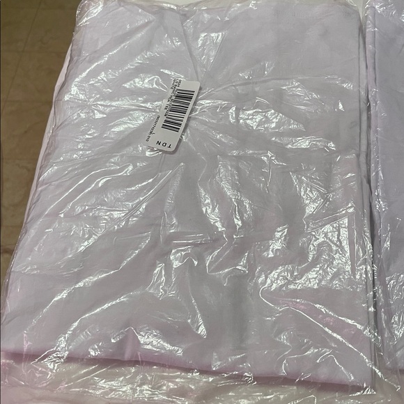 Ambiance White Long Sleeve V-Neck T-Shirt Lg NWT - Picture 5 of 6